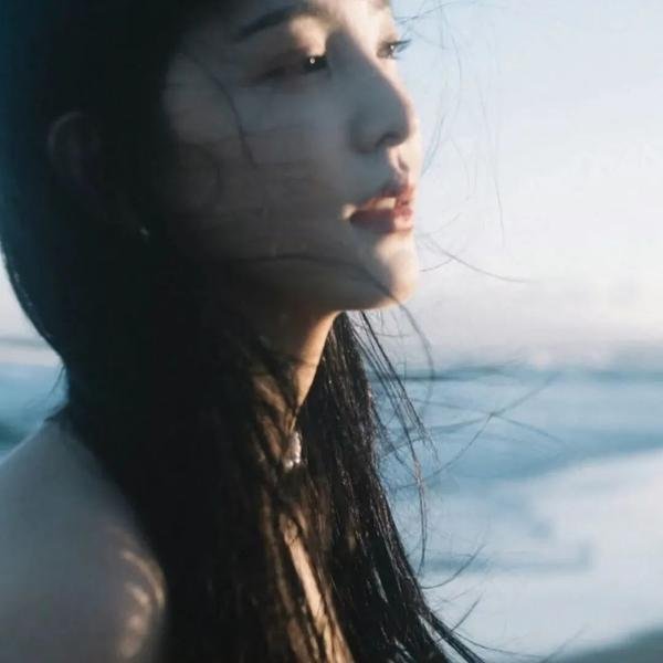 春曲丽影
